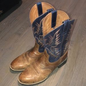 Ariat Round Toe